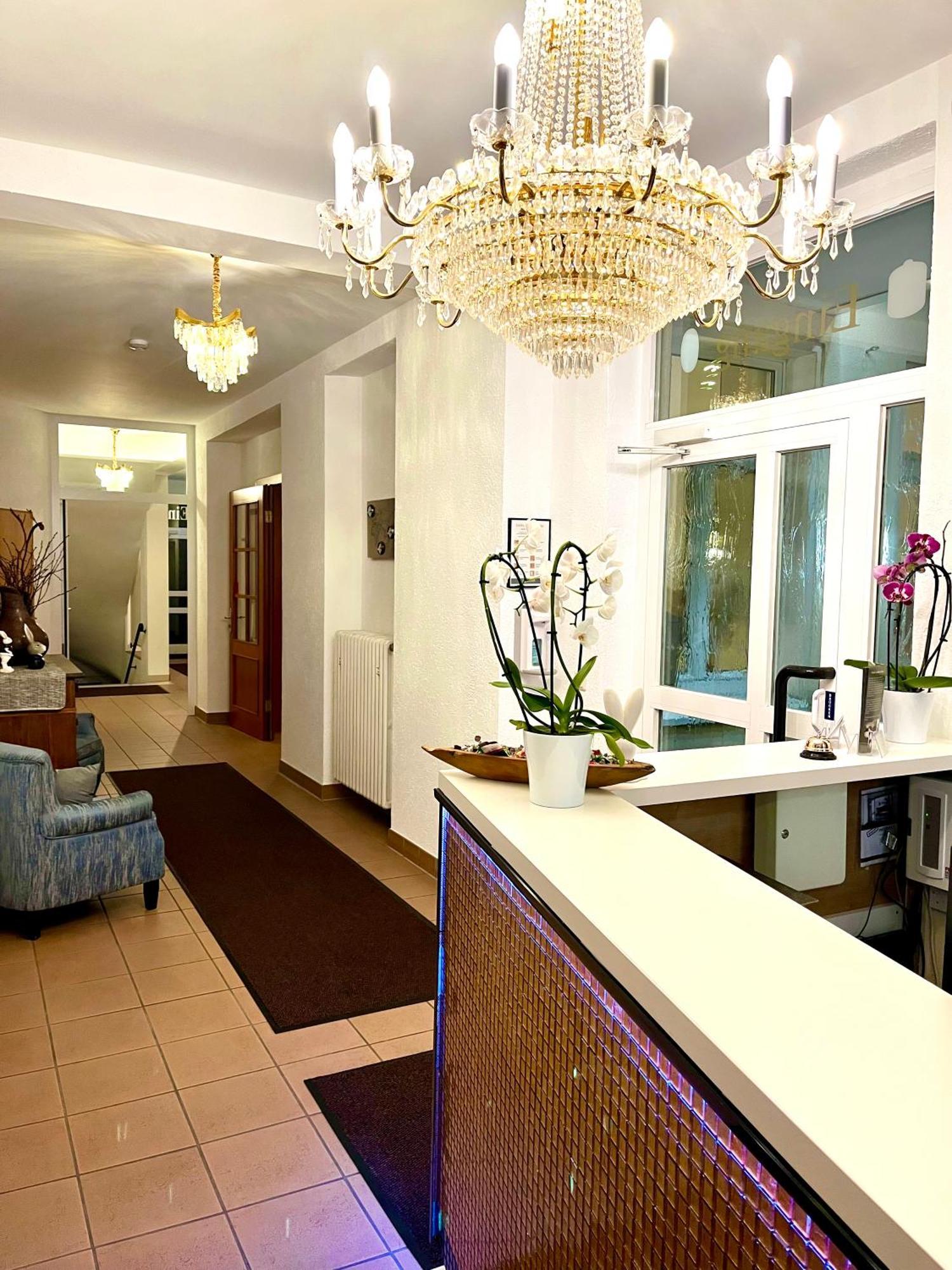 Hotel Zu Den Linden Wachtberg Eksteriør billede
