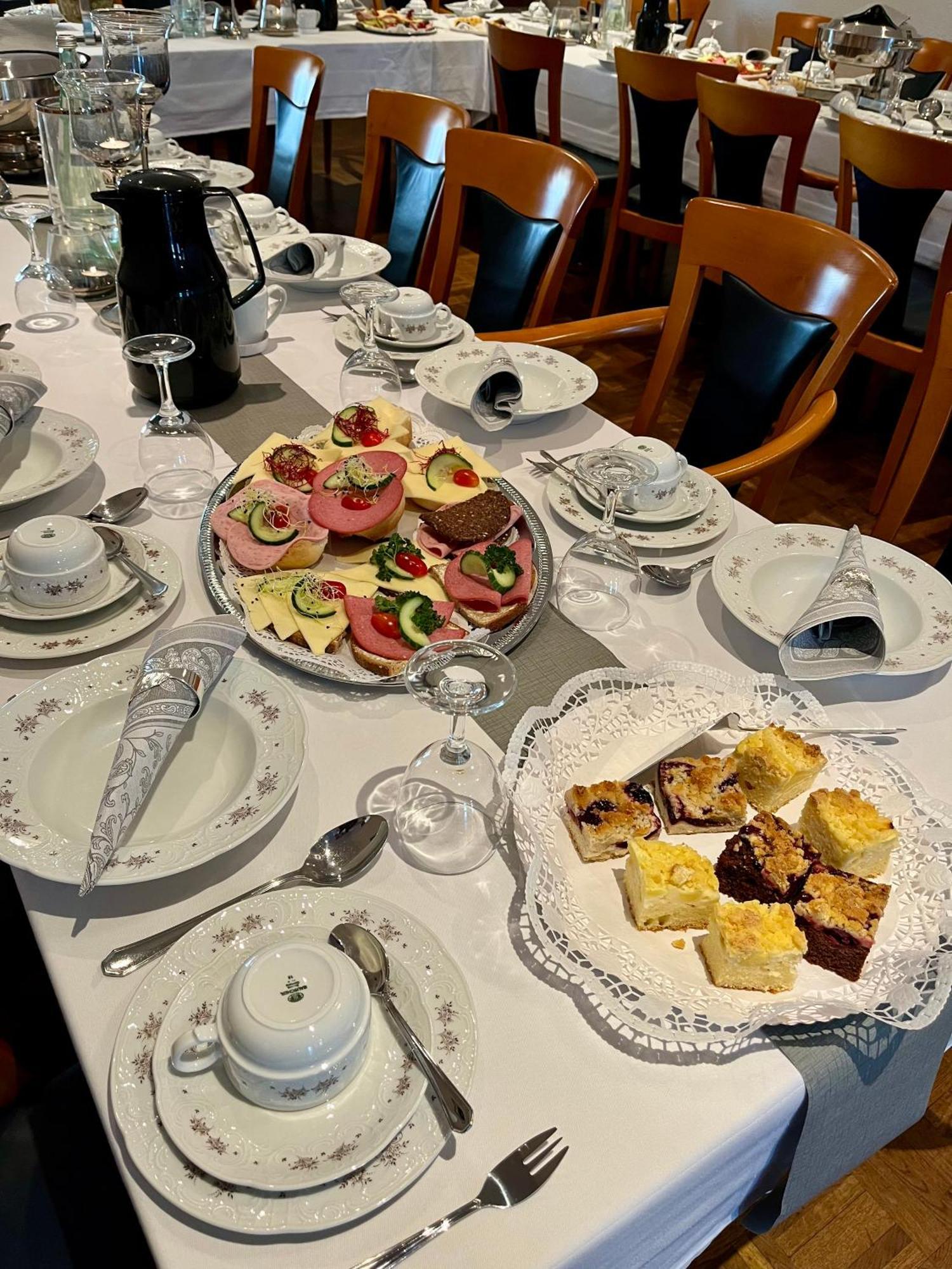 Hotel Zu Den Linden Wachtberg Eksteriør billede
